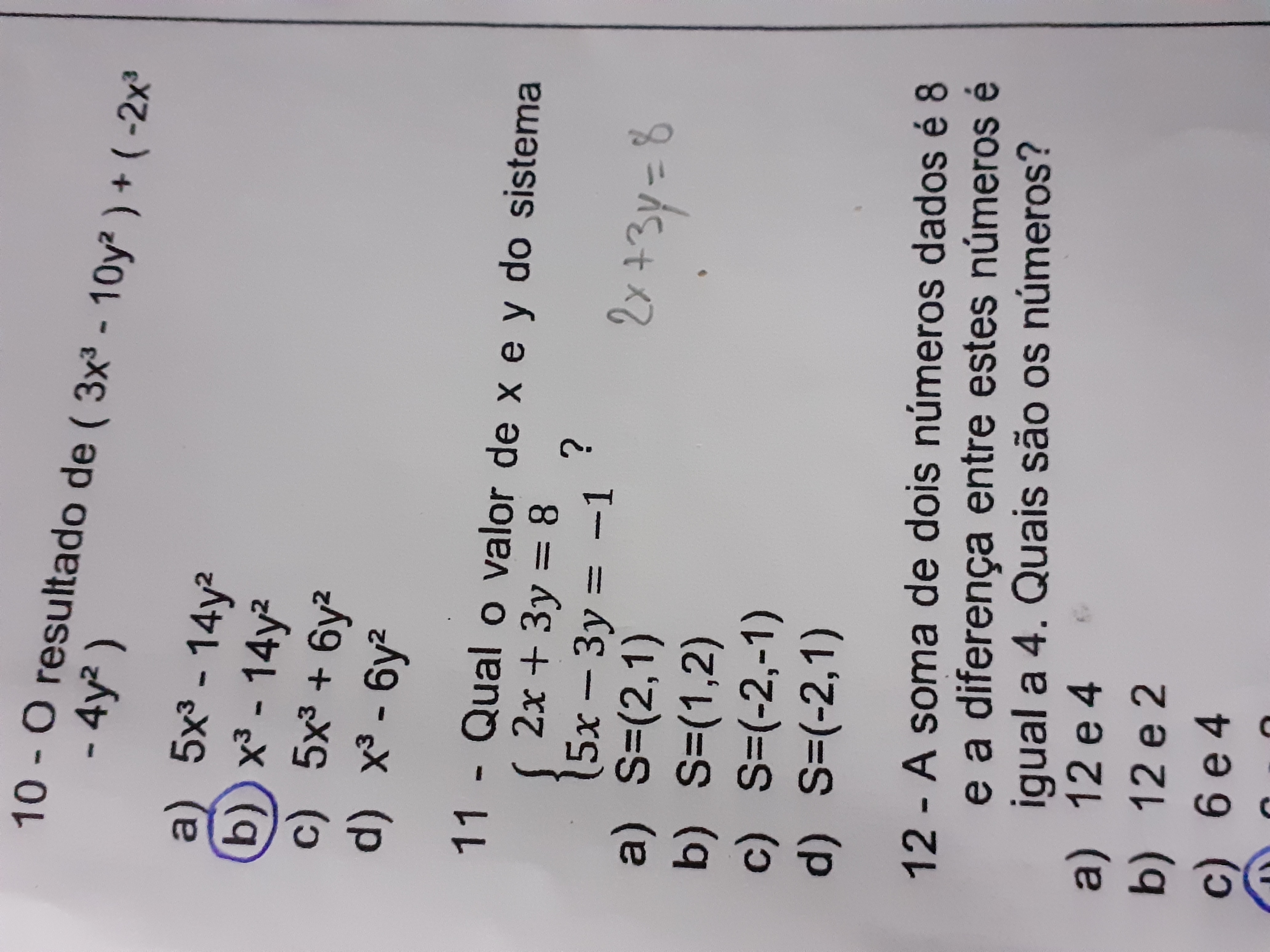 a história do xadrez por Paula Rondinelli - Matemática